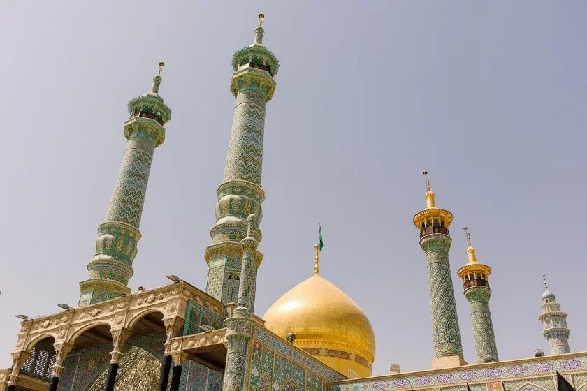 Shrines-in-Iran