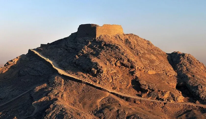 Towers-of-Silence-of-Yazd