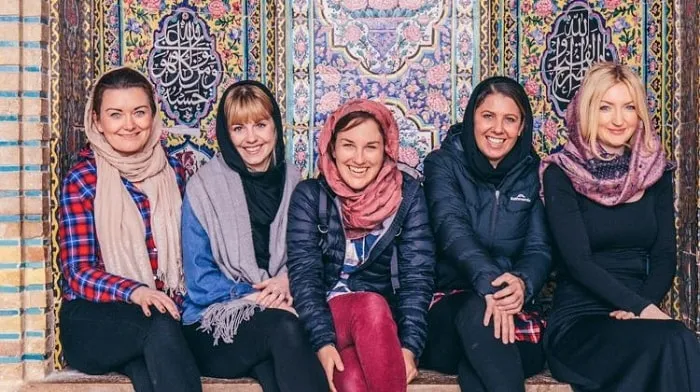 dress code for female travelers to Iran 1