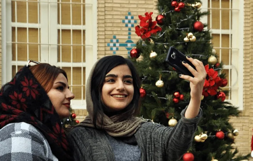 iranianchristmas12 870x555 min